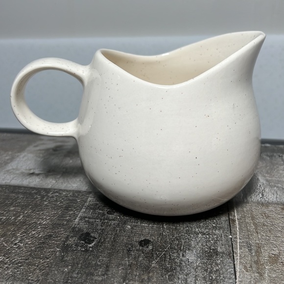 Vintage 1950's Vernonware Tickled Pink Gravy Dish / Pitcher Mid Century - Picture 3 of 6